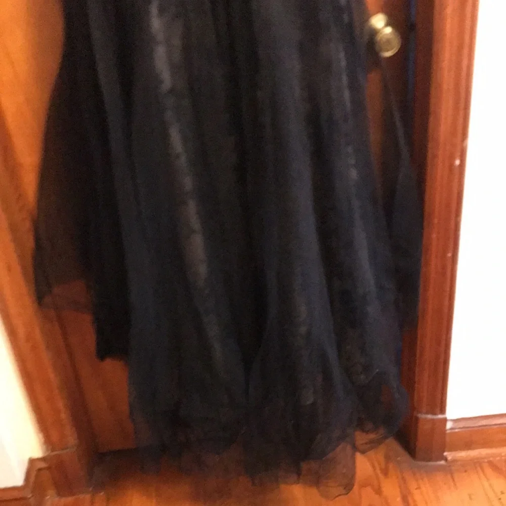 JJ’s One-Shoulder Ruched Sheath Dress - Picture 4 of 10